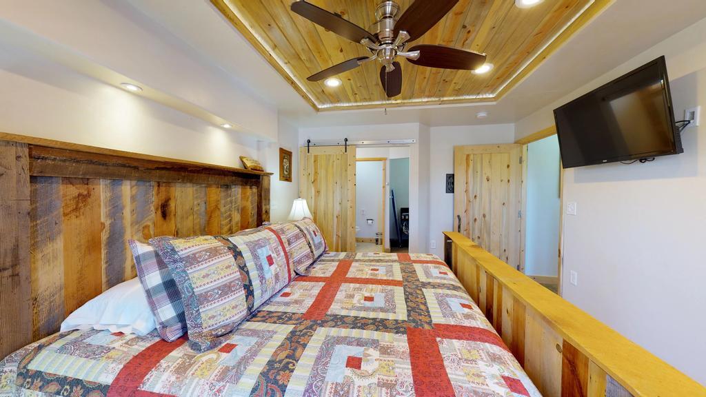 The Cedars Country Cottage, Solitude, Amazing Night Skies!! بلاندينغ المظهر الخارجي الصورة